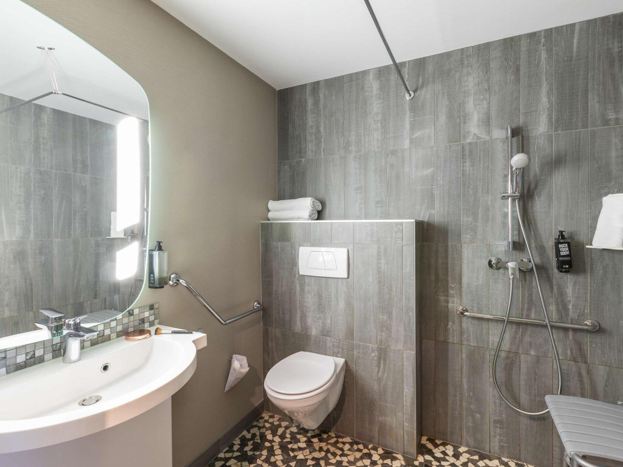 Ibis Strasbourg Centre Gare Hotel Ngoại thất bức ảnh