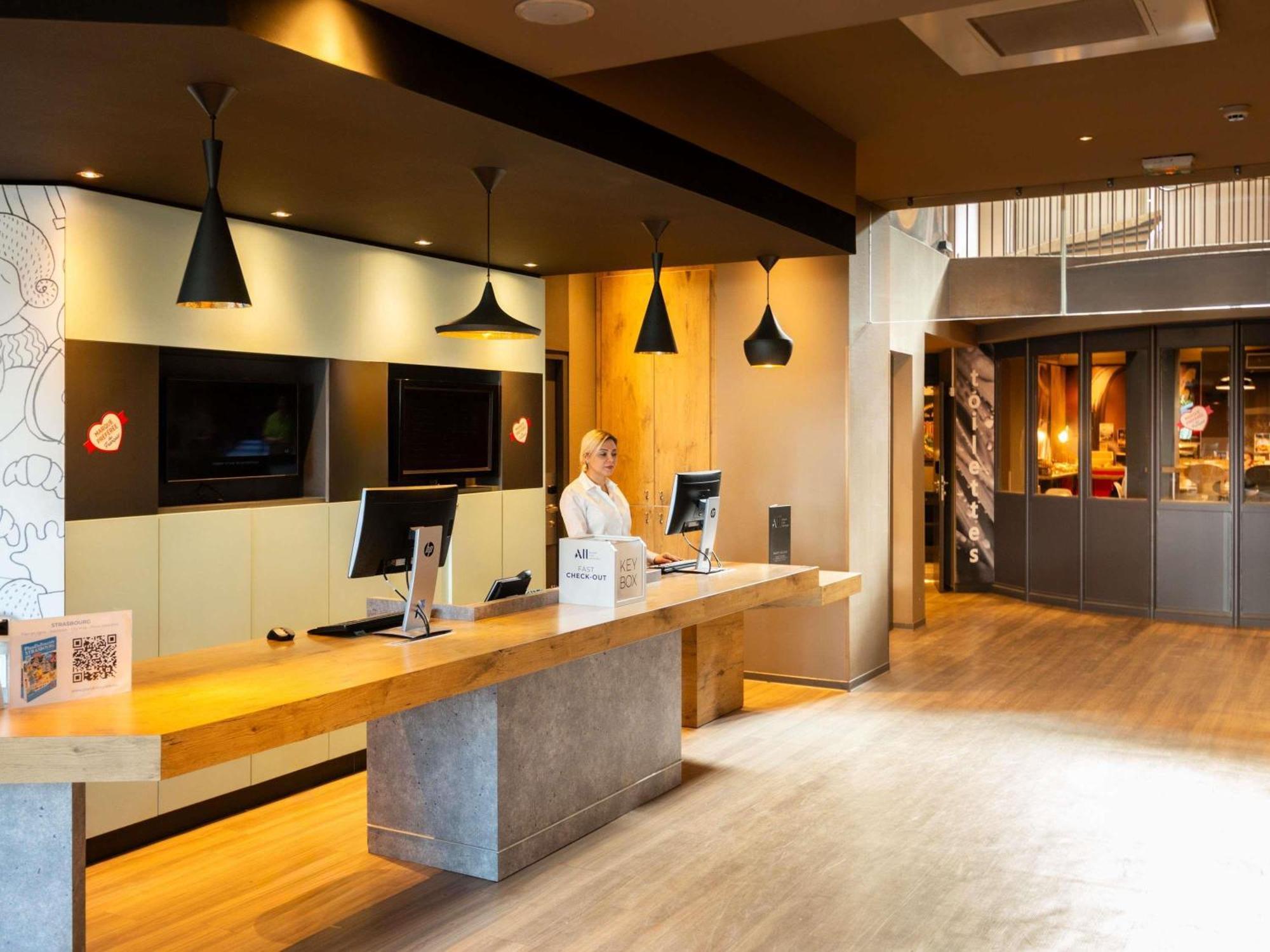 Ibis Strasbourg Centre Gare Hotel Ngoại thất bức ảnh