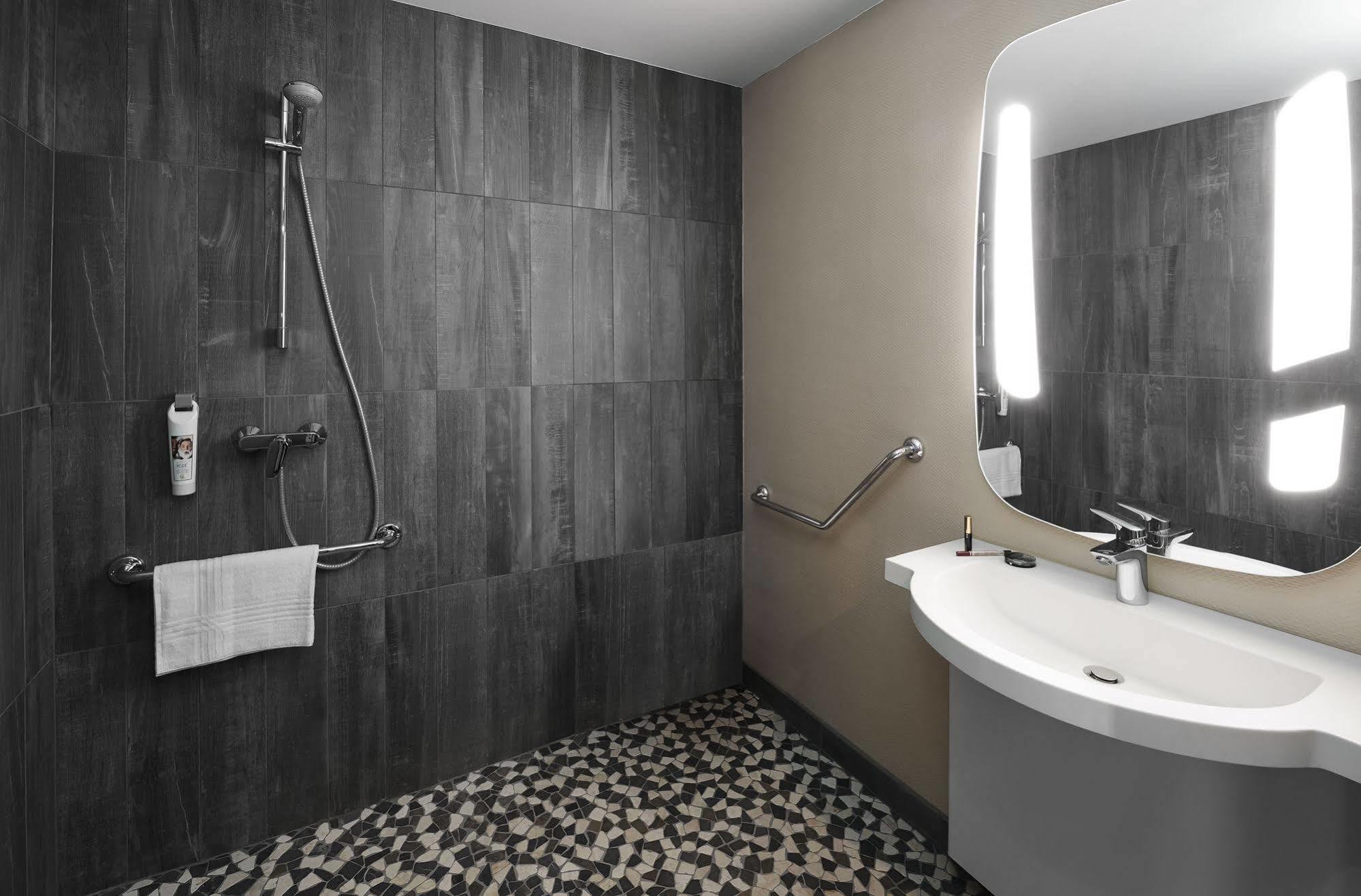 Ibis Strasbourg Centre Gare Hotel Ngoại thất bức ảnh